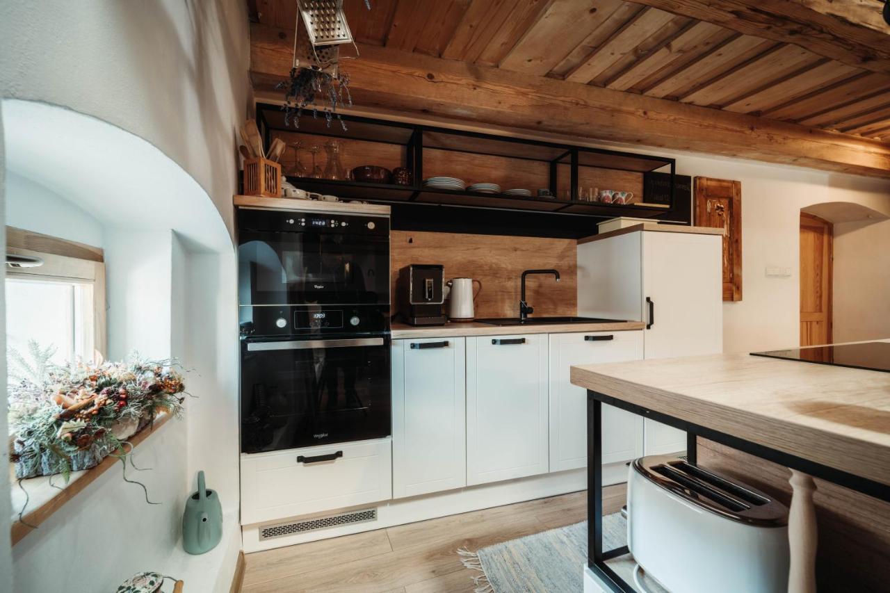 ČÁKYHO KÚRIA - mezonetový apartmán s krbom, fínskou a infrasaunou Smižany Exterior foto